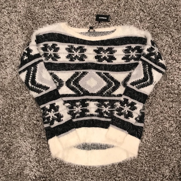 Express Sweater - Picture 4 of 4